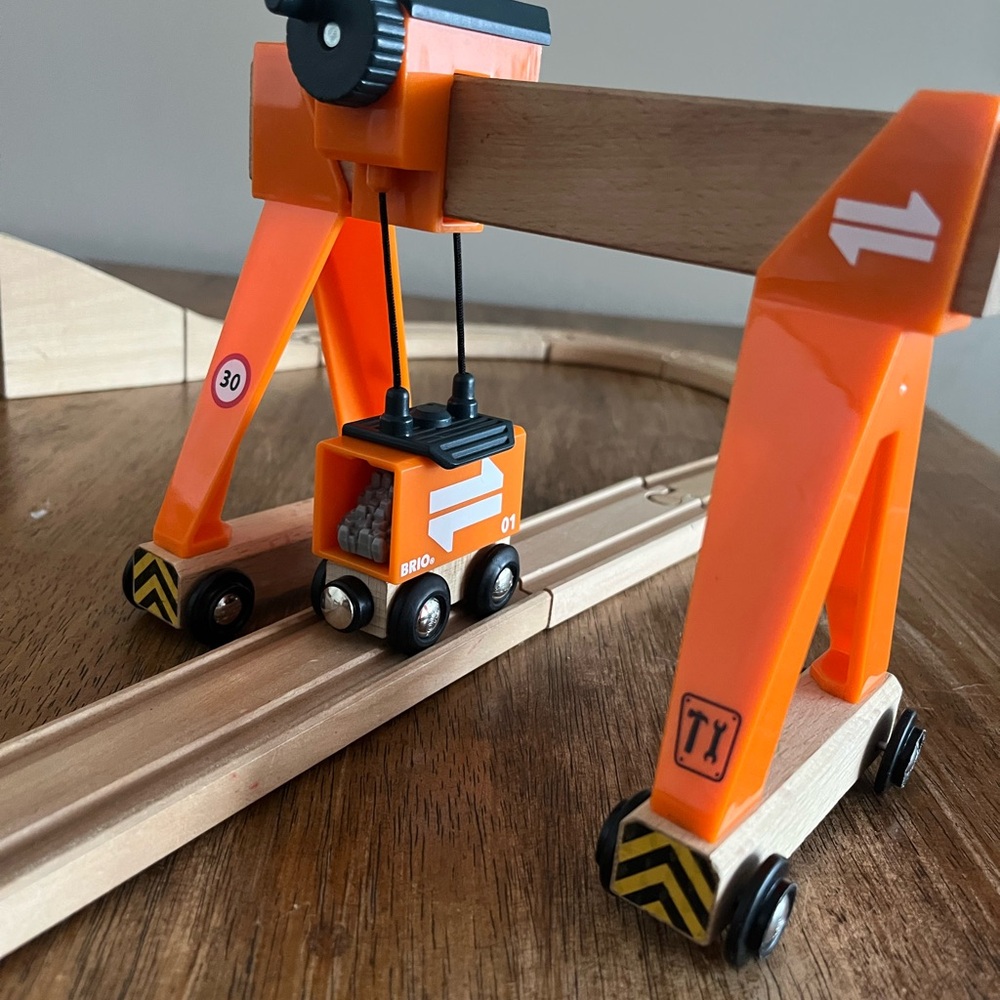 Brio Gantry Crane Set